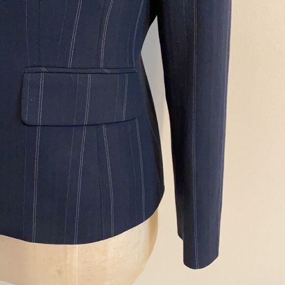 Tahari Blazer Classic One Button Navy 8P - Picture 4 of 7